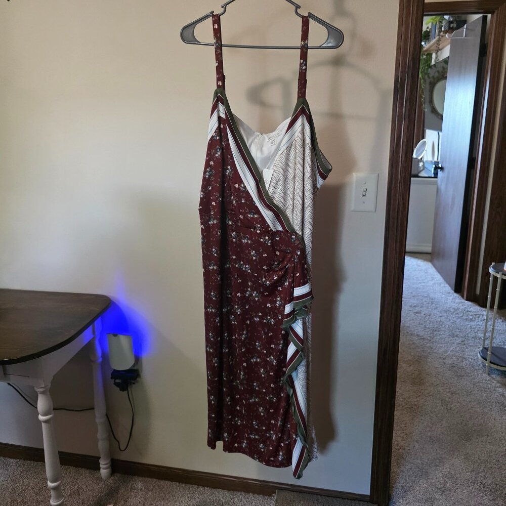 CATO NWT 26/28W split pattern dress